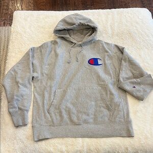 Champion Reverse Weave Chenille Logo Men’s Hoodie Sweatshirt Gray M or L ?